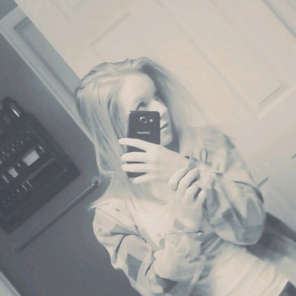naiya_reber